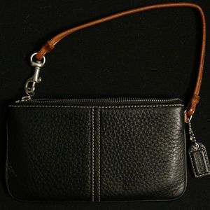 Coach Bags - Coach black leather wristlet chelsea Coach Bags - Coach black leather wristlet chelsea